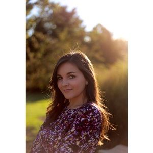 Meet your Posher, Julia