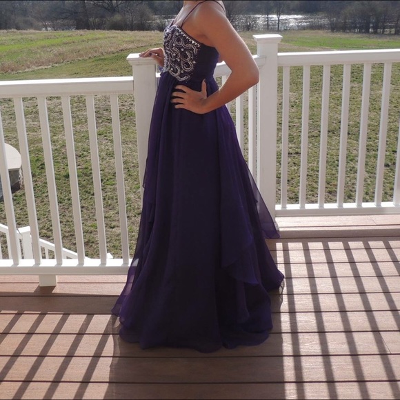 PURPLE PROM DRESS - Picture 3 of 3