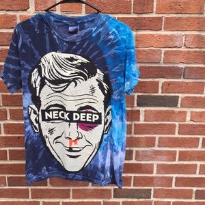 ❌SOLD❌Neck Seep Tie Dye Tee