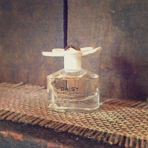 Daisy by Marc Jacobs