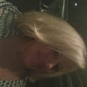 Meet your Posher, Caryn