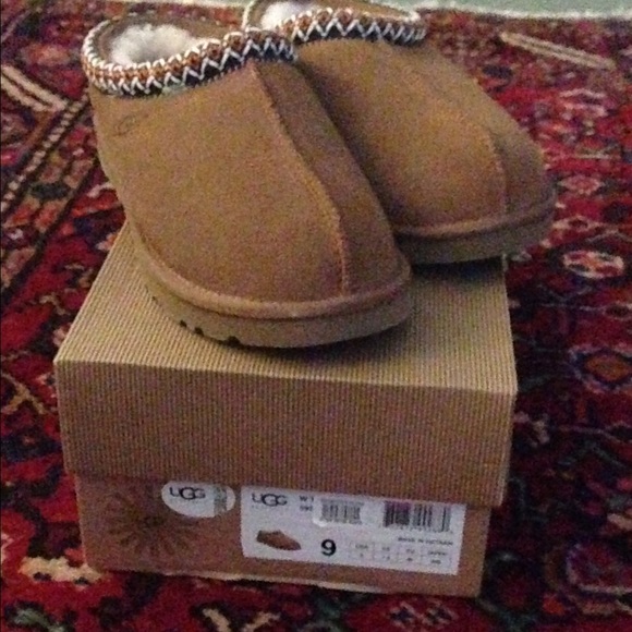Women's Tan Ugg Tasman Suede Slippers