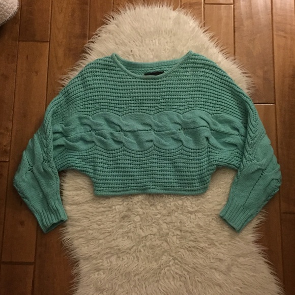 LIFETIME  blue crop sweater