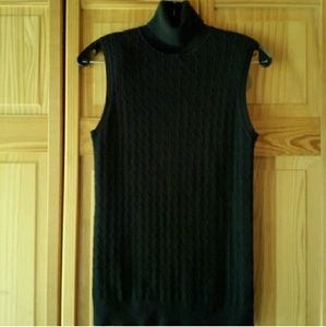 GAP Black Sleeveless Turtleneck Sweater