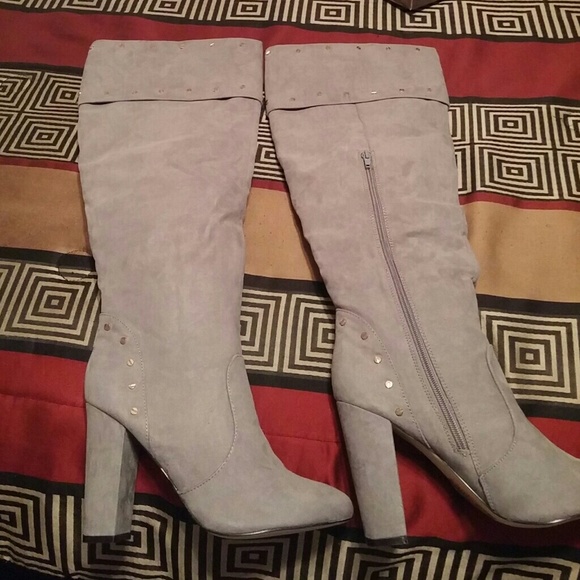 Boots - Picture 2 of 2