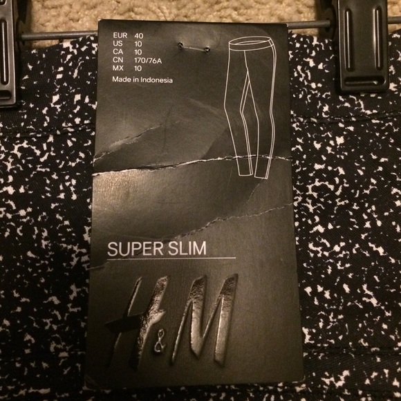🚫SOLD🚫 NEW H&M Super Slim pants - Picture 3 of 4
