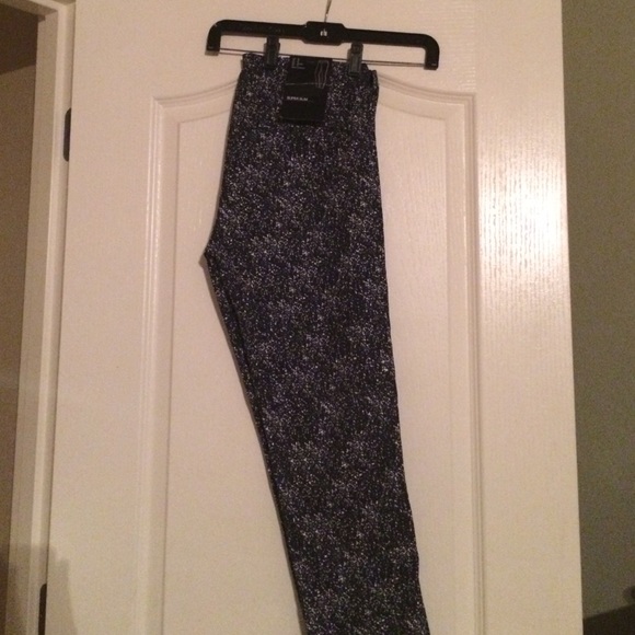 🚫SOLD🚫 NEW H&M Super Slim pants - Picture 4 of 4