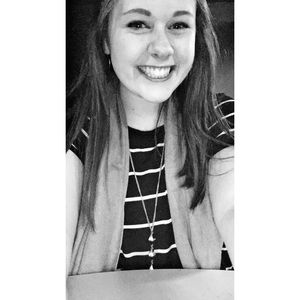 Meet your Posher, Michaela