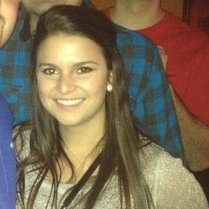 Meet your Posher, Paige