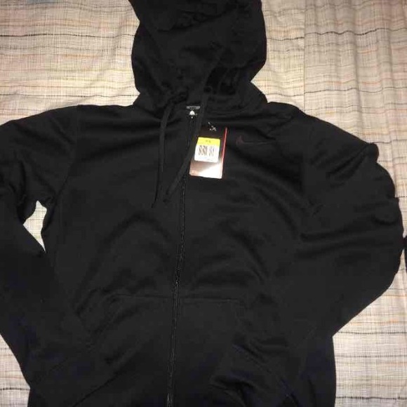 nike therma fit zip up jacket