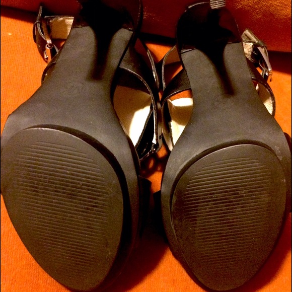 💥SOLD💥 - Picture 4 of 4