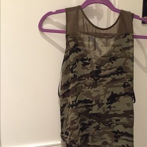 Camo top