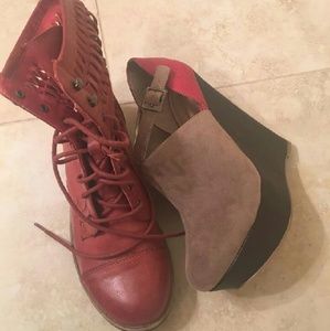 Color block wedges and mesh boots!!