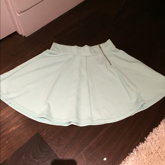 Mint skirt