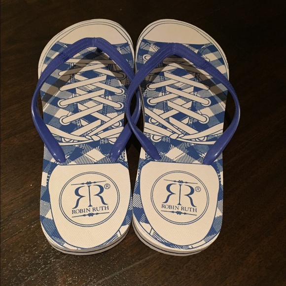 robin ruth flip flops