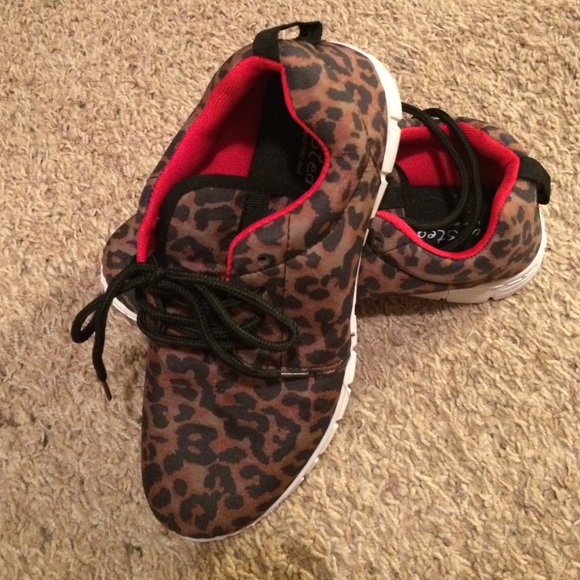 Leopard Print Tennis Shoes