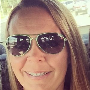 Meet your Posher, Wendy