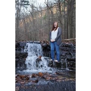 Meet your Posher, Alexis