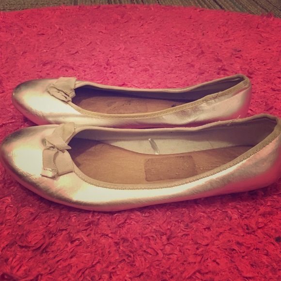 Silver Flat Pumps