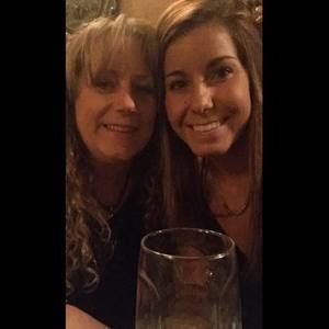 Meet your Posher, Karissa