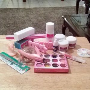 Nail kit with nail drill