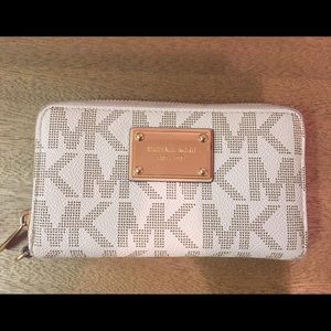 Michael Kors wallet