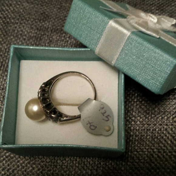 Pearl ring with marcasite stones*glamorous - Picture 2 of 3