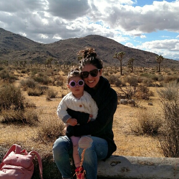 Meet your Posher, Sara - Picture 1 of 1