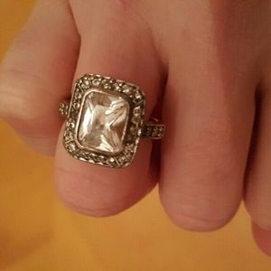 Gorgeous Sterling Silver Ring!