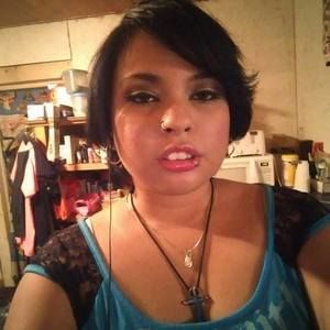 Meet your Posher, Alexis d