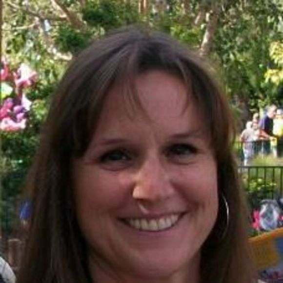 Meet your Posher, Dionne - Picture 1 of 1