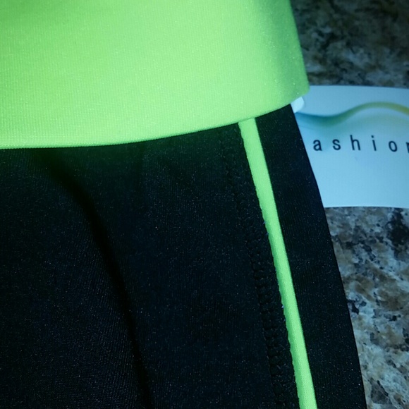 Neon yellow striped running pant - Picture 4 of 4
