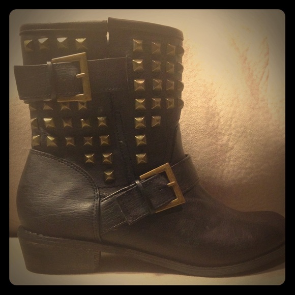 Forever 21 Shoes - Black Studded Boots NWOT