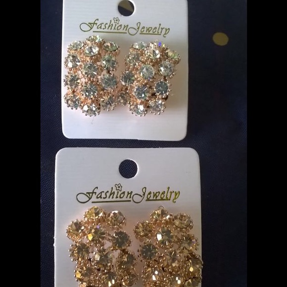 Earrings - Picture 1 of 1