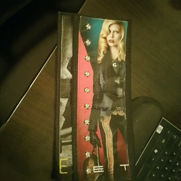 Magazine Purse