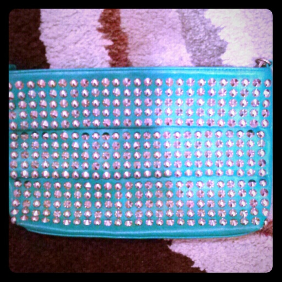 Super cute studded clutch ;-)