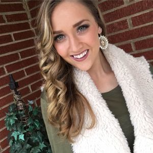 Meet your Posher, Marie