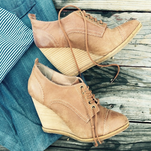 ALDO Shoes - Vintage Wedges