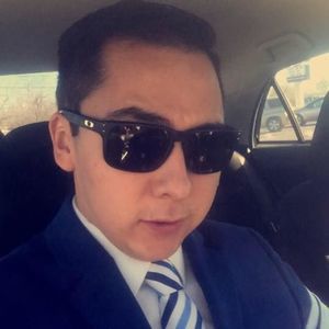 Meet your Posher, Leonel