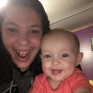 Meet your Posher, Desiree