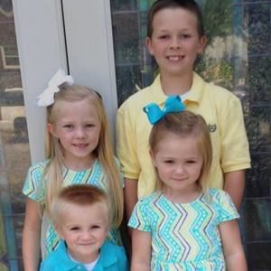 Meet your Posher, Julia