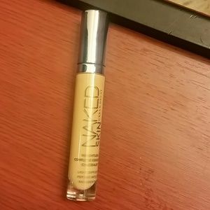 Urban Decay Naked Skin Concealer