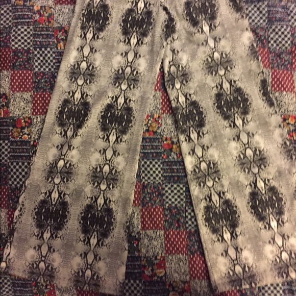 Palazzo XOXO Sz s - Picture 3 of 4