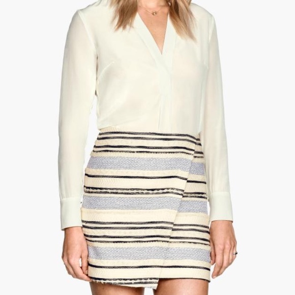 H&M Dresses & Skirts - H&M Wraparound skirt