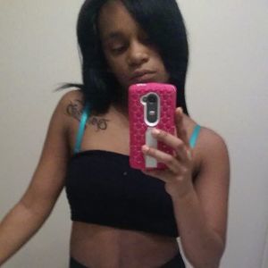 Meet your Posher, Pretty