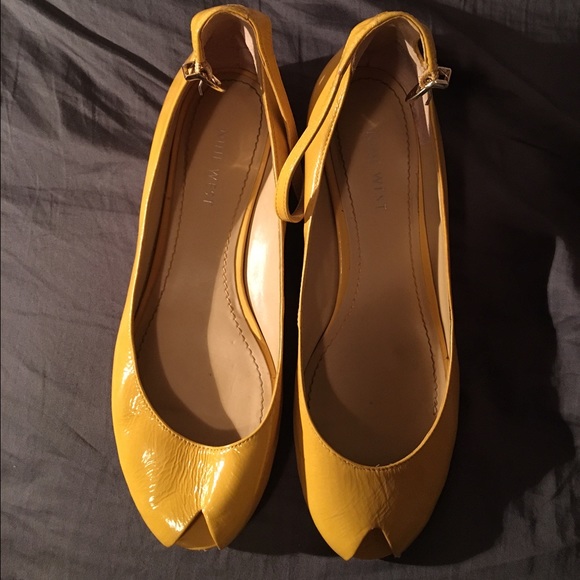 Nine West Flats