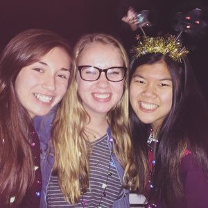 Meet your Posher, Eva