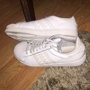 Women's White Adidas shell toe