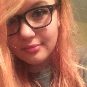 Meet your Posher, Max