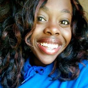 Meet your Posher, Mona